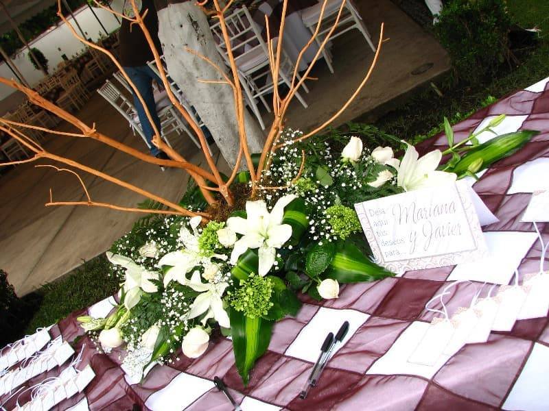 diseño floral para eventos,ramo de novia,centros de mesa